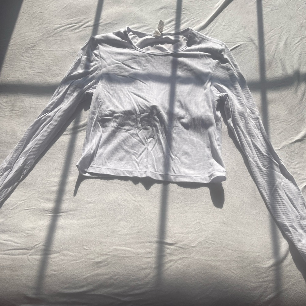 Yogalicious White Fitted Crop Blouse Long Sleeve